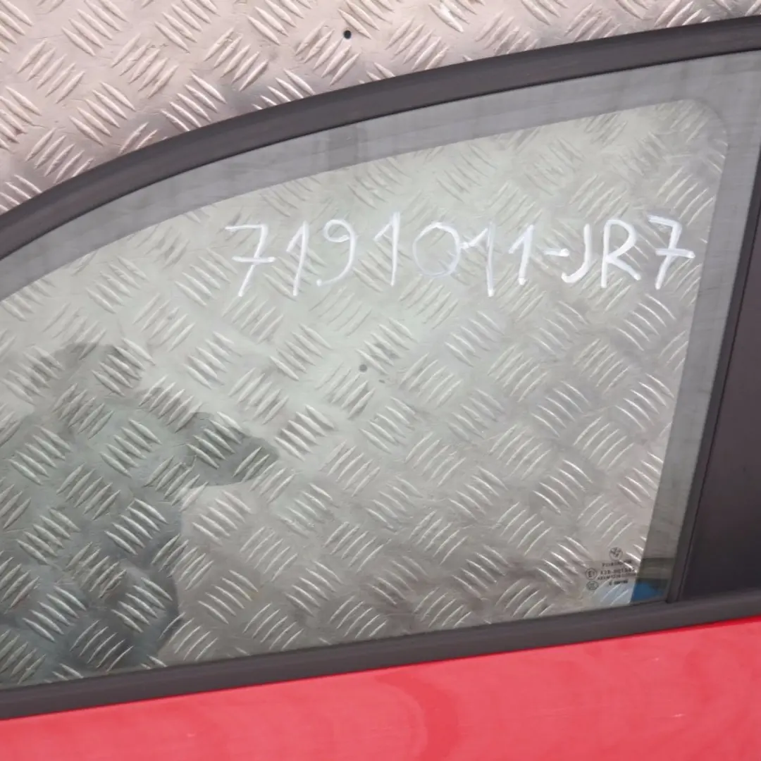 BMW 1 7 E87 LCI Cote Conducteur Porte avant Gauche Rouge Japon Rouge 438 - SKU 7191011-JR7 - Numéro de pièce 7191011