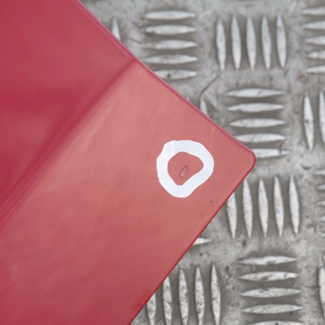 Puerta delantera izquierda Karmesinrot Red Rot - A61 para BMW E87 E87N con número de pieza 7191011 BMW E87 E87N Puerta delantera izquierda Karmesinrot Red Rot - A61 - SKU 7191011-KAR1 - Número de pieza 7191011