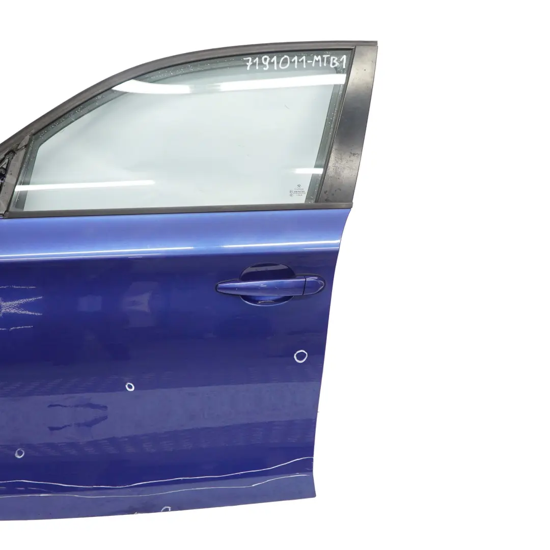 Tür Vorne Links Montegoblau Blau Metallic - A51 für BMW 1 er E87 mit Teilenummer 7191011 BMW 1 er E87 Tür Vorne Links Montegoblau Blau Metallic - A51 - SKU 7191011-MTB1 - Teilenummer 7191011