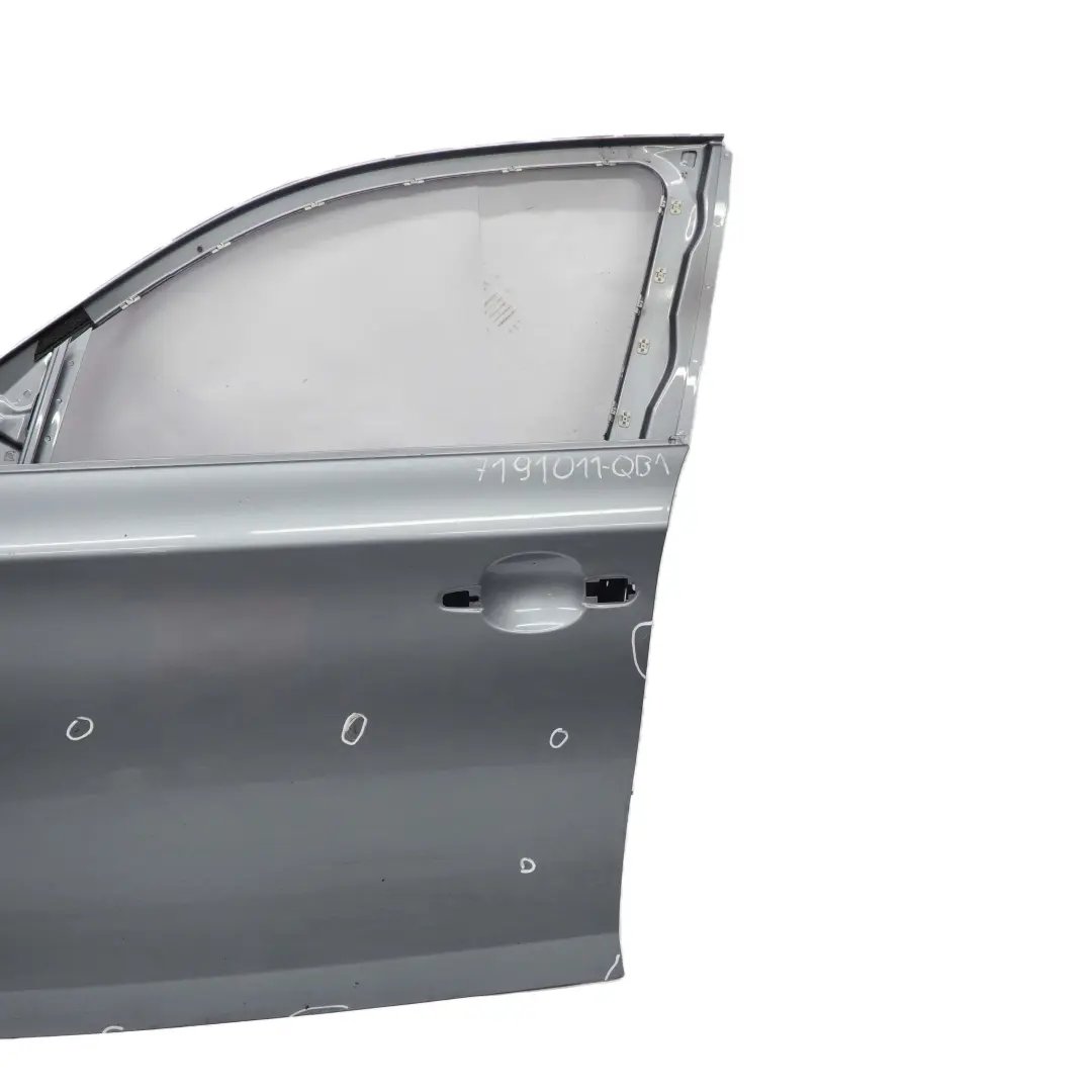 BMW E87 Porta anteriore sinistra Quarzblau Blu Metallico - A18 - SKU 7191011-QB1 - Numero di parte 7191011