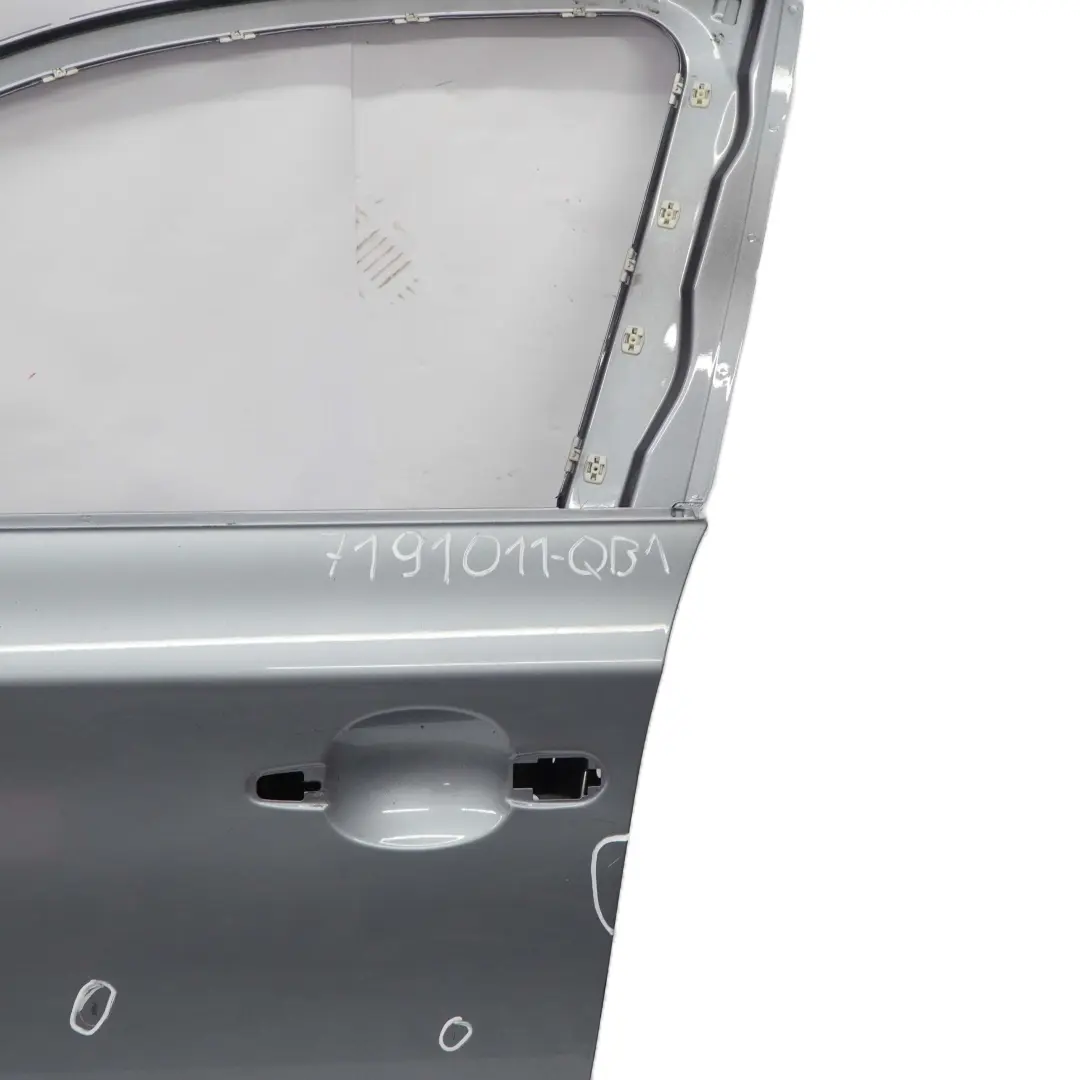 BMW E87 Porta anteriore sinistra Quarzblau Blu Metallico - A18 - SKU 7191011-QB1 - Numero di parte 7191011