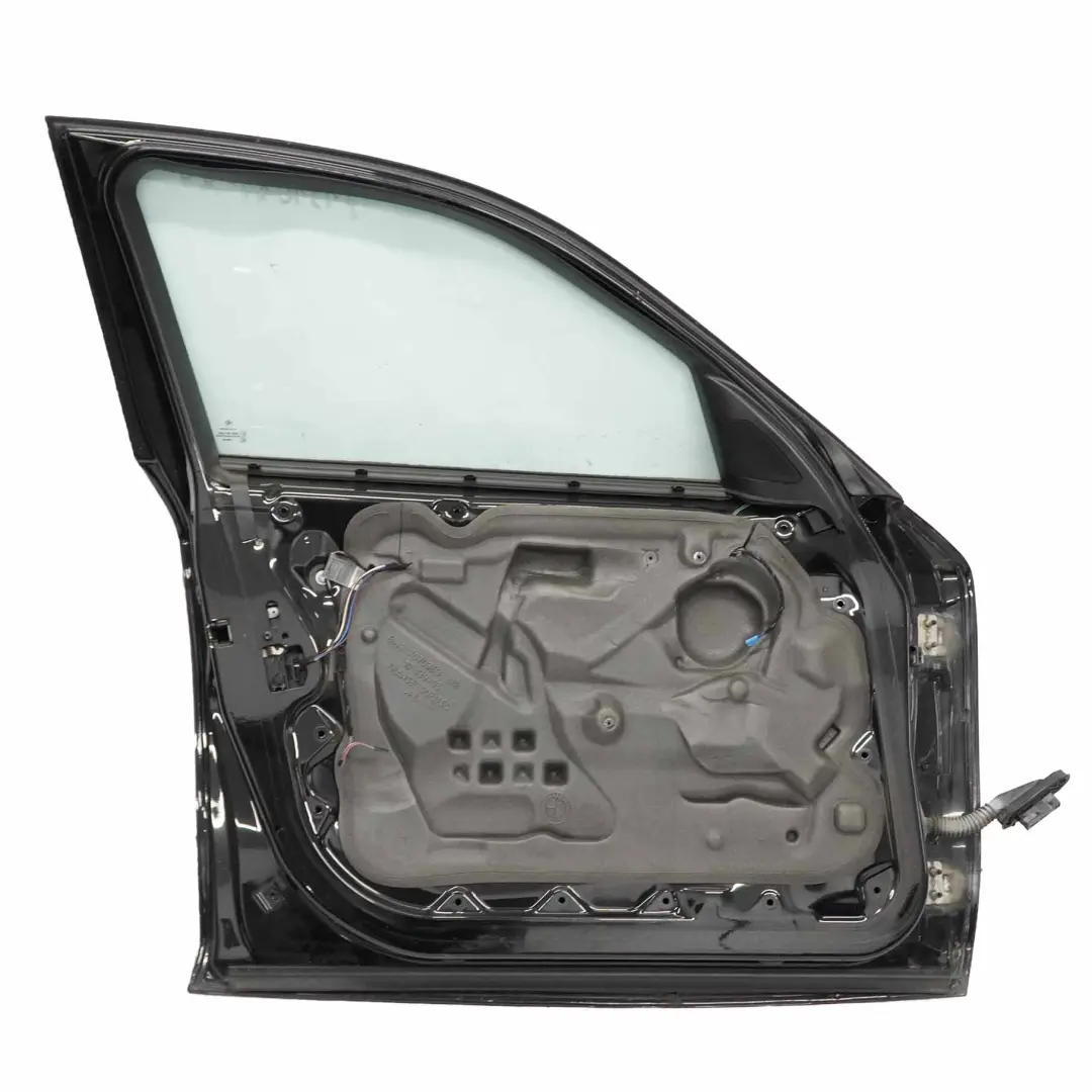BMW E87 Drzwi Lewe Przednie Przód Schwarz 2 - 668 - SKU 7191011-SCH - Numer Części 7191011