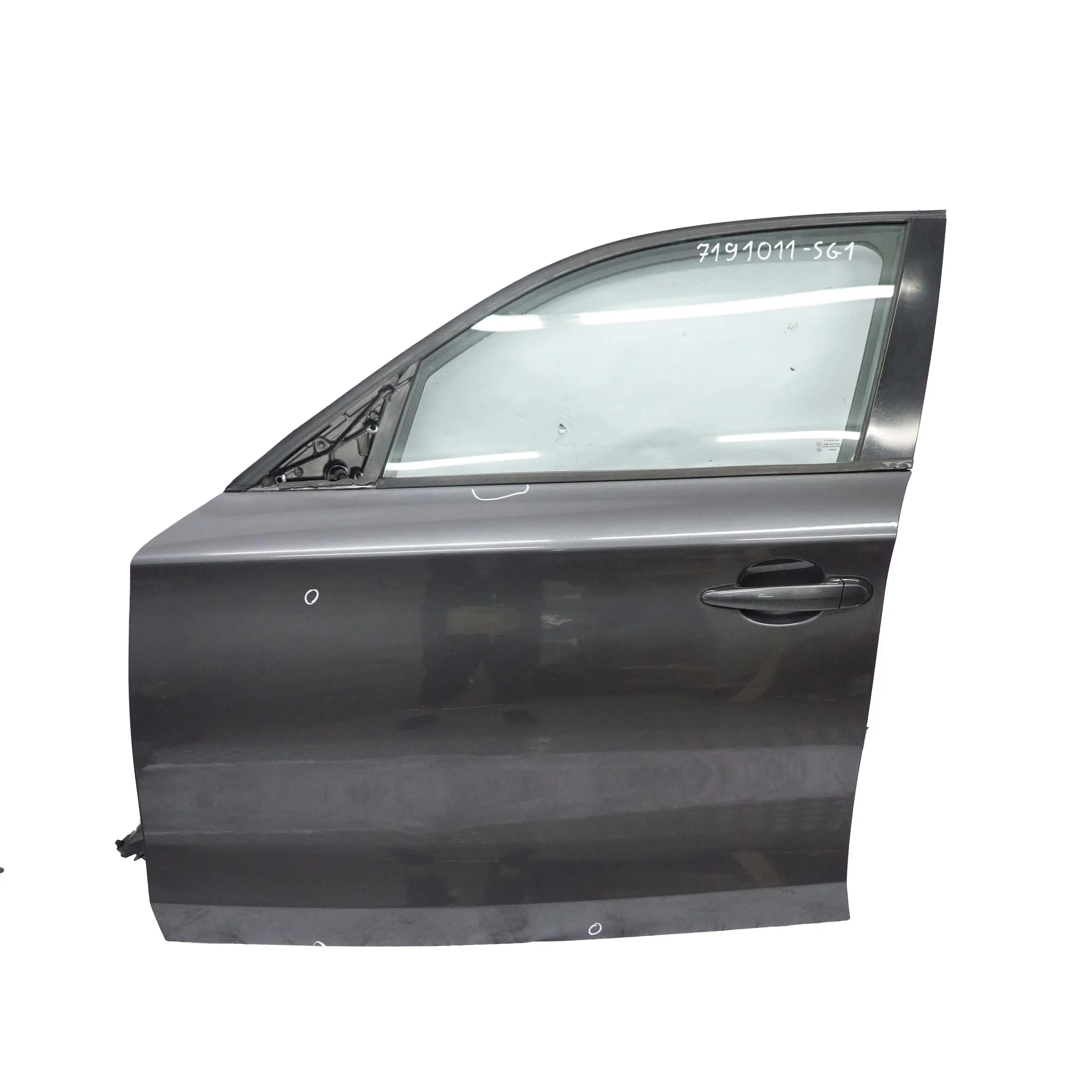 BMW 1 E87 Door Front Left N/S Sparkling Graphite Metallic - A22