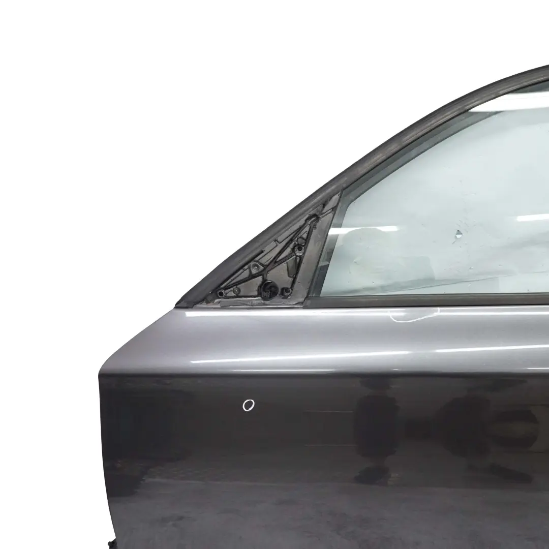 Puerta Delantera Izquierda Sparkling Graphite Metallic - A22 para BMW E87 con número de pieza 7191011 BMW E87 Puerta Delantera Izquierda Sparkling Graphite Metallic - A22 - SKU 7191011-SG1 - Número de pieza 7191011