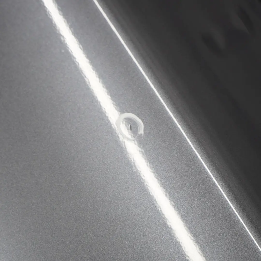 Puerta Delantera Izquierda Grafito Brillante Metalizado - A22 para BMW E87 con número de pieza 7191011 BMW E87 Puerta Delantera Izquierda Grafito Brillante Metalizado - A22 - SKU 7191011-SG - Número de pieza 7191011