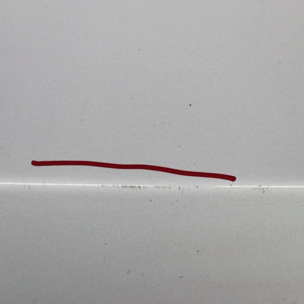 Porta Anteriore Sinistra Titansilber Titan Silver Metallic - 354 per BMW E87 con numero di parte 7191011 BMW E87 Porta Anteriore Sinistra Titansilber Titan Silver Metallic - 354 - SKU 7191011-TS3 - Numero di parte 7191011