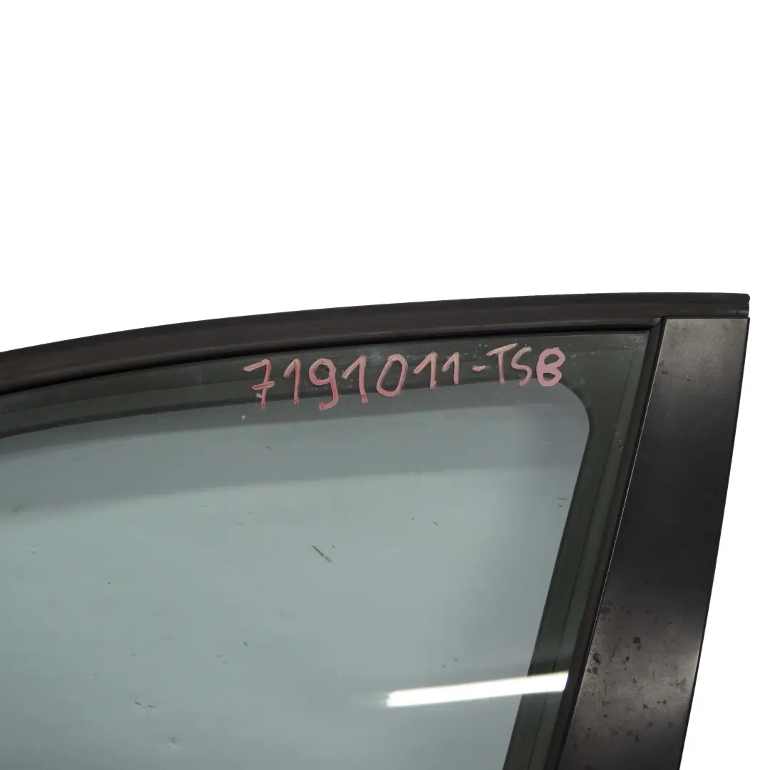 BMW 1 E87 8 Door Front Left N/S Titansilber Titan Silver Metallic - 354 - SKU 7191011-TS8 - Part number 7191011