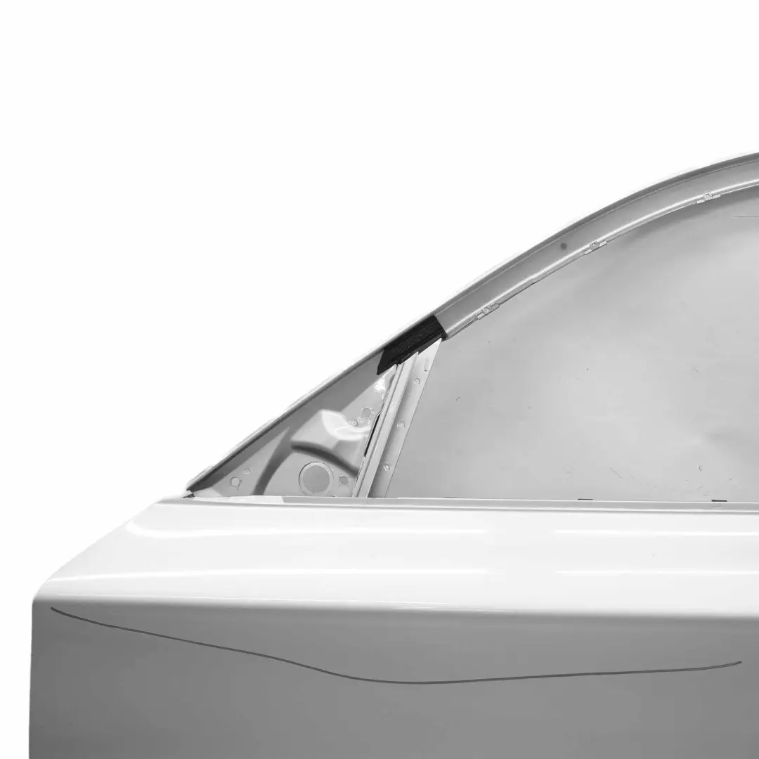 BMW E87 Puerta Delantera Izquierda Titansilber Titan Silver Metallic - 354 - SKU 7191011-TS9 - Número de pieza 7191011