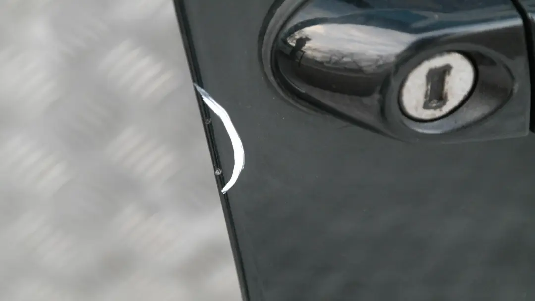 BMW 1 SERIES 8 E87 E87N LCI Door Front Right O/S Black Sapphire Metallic - 475 - SKU 7191012-BS8 - Part number 41517191012