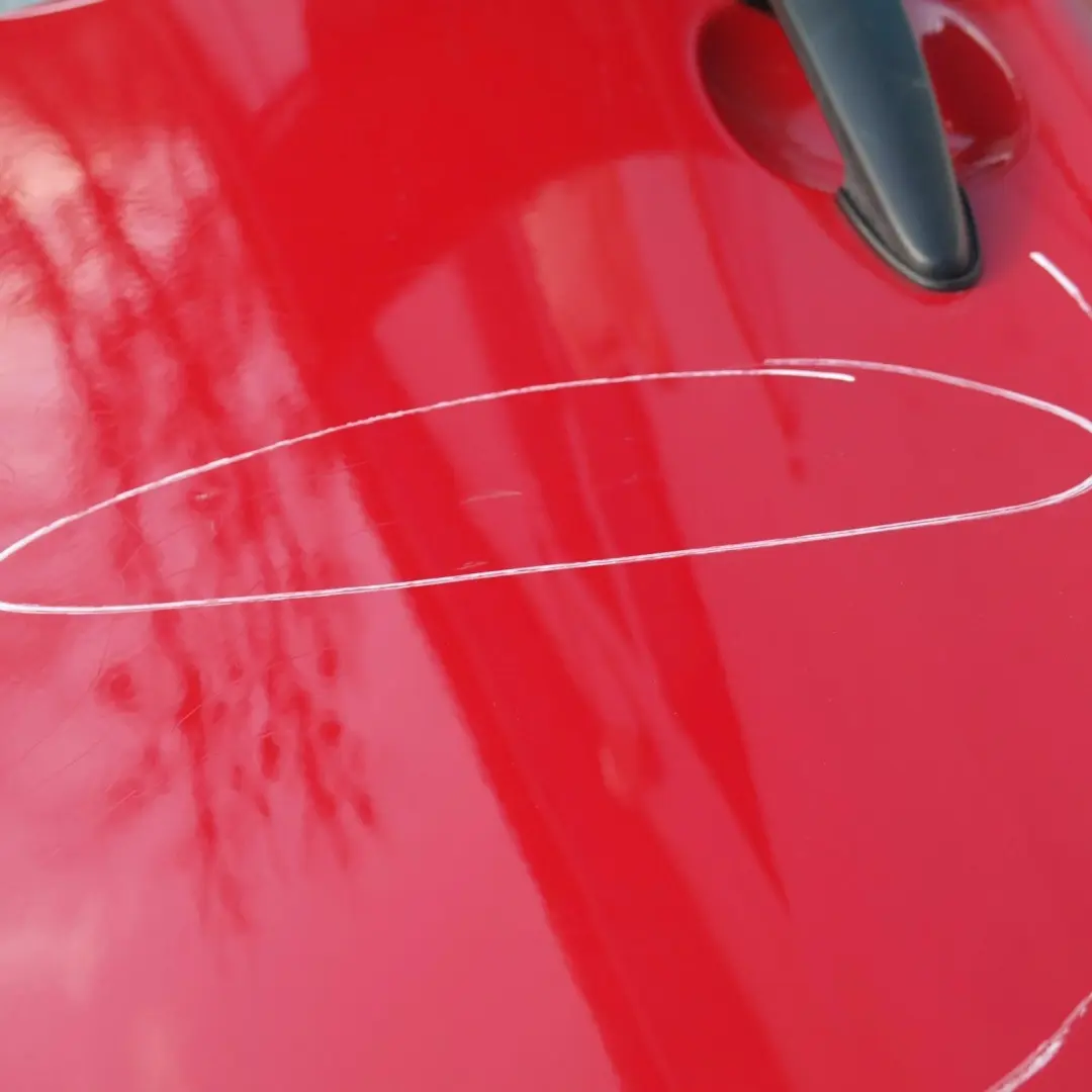 Porta anteriore destra Japanrot Rosso - 438 per BMW E87 con numero di parte 41517191012 BMW E87 Porta anteriore destra Japanrot Rosso - 438 - SKU 7191012-JR1 - Numero di parte 41517191012