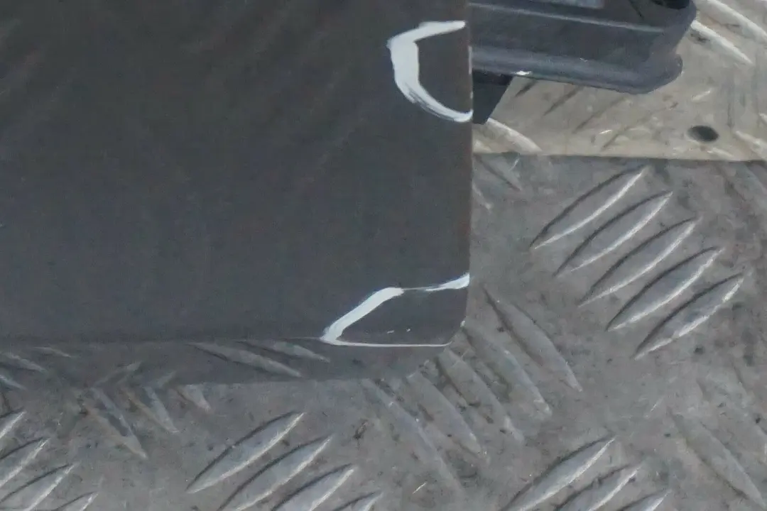 Reihe E87 Tür vorne rechts Quarzblau Quarz Blau Metallic - A18 für BMW 1 mit Teilenummer 7191012 BMW 1 Reihe E87 Tür vorne rechts Quarzblau Quarz Blau Metallic - A18 - SKU 7191012-QB19 - Teilenummer 7191012