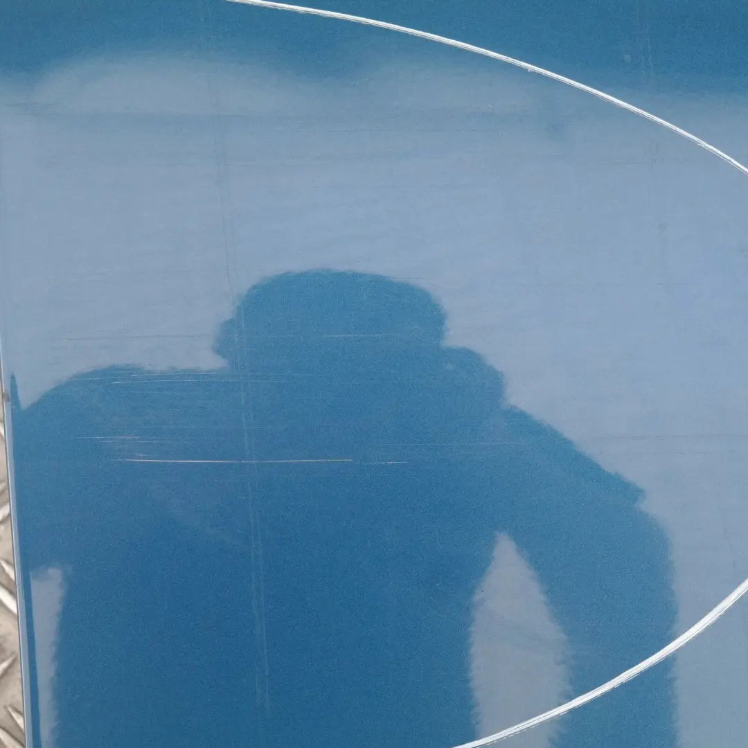 Porta anteriore destra Sydneyblau Blu - A19 per BMW E87 con numero di parte 7191012 BMW E87 Porta anteriore destra Sydneyblau Blu - A19 - SKU 7191012-SYD6 - Numero di parte 7191012