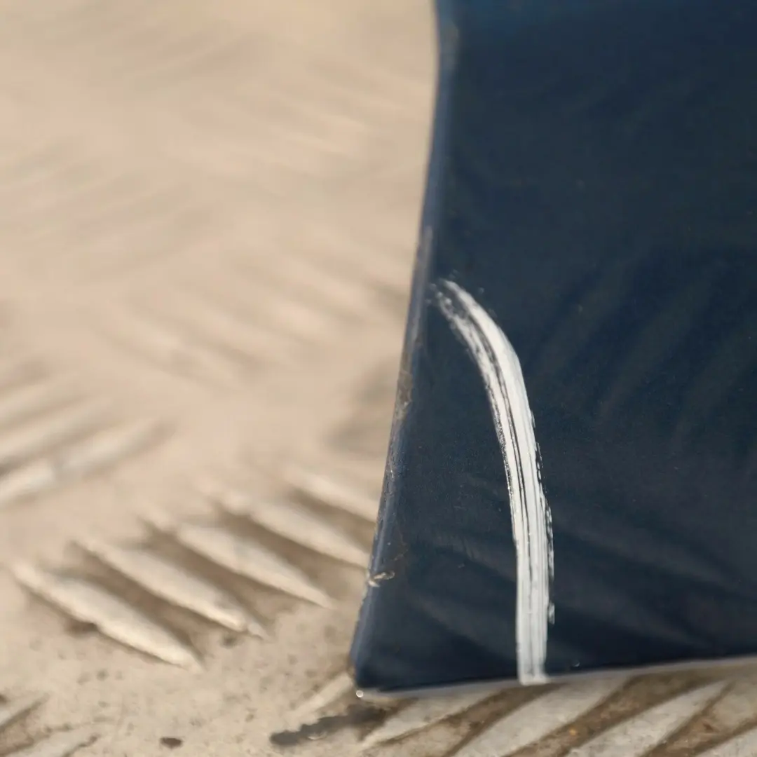 Puerta Delantera Derecha Sydneyblau Sydney Blau Blue - A19 para BMW E87 E87N LCI con número de pieza 41517191012 BMW E87 E87N LCI Puerta Delantera Derecha Sydneyblau Sydney Blau Blue - A19 - SKU 7191012-SYD - Número de pieza 41517191012