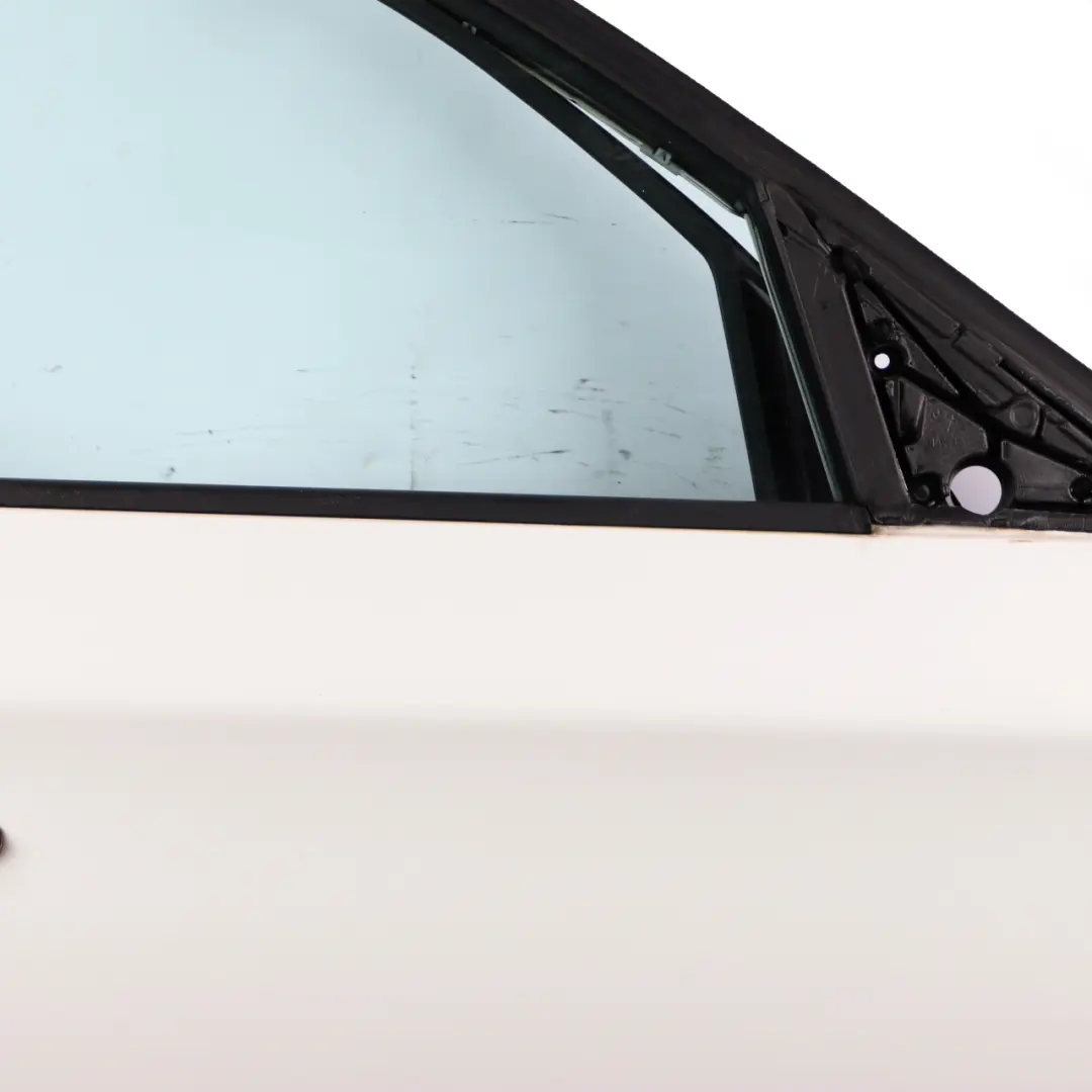 Door Front Right O/S Alpinweiss 3 Alpine White - 300 to BMW 1 E87 1 with Part number 7191012 BMW 1 E87 1 Door Front Right O/S Alpinweiss 3 Alpine White - 300 - SKU 7191012-AW1 - Part number 7191012