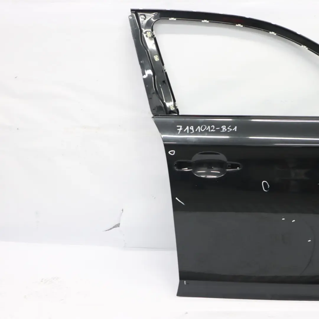 Tür Vorne Rechts Black Sapphire Schwarz Metallic - 475 für BMW E87 mit Teilenummer 7191012 BMW E87 Tür Vorne Rechts Black Sapphire Schwarz Metallic - 475 - SKU 7191012-BS1 - Teilenummer 7191012