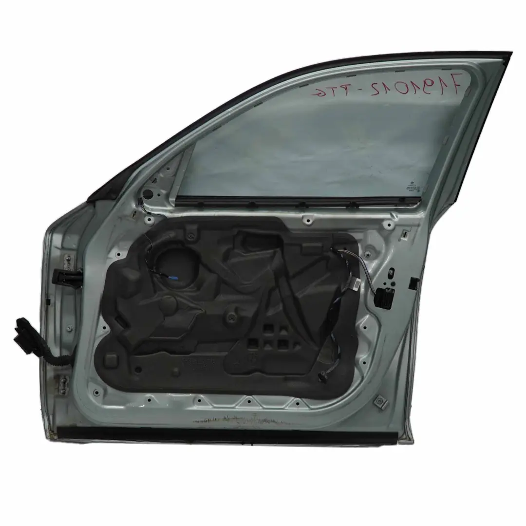 Tür Vorne Rechts Patagoniagruen Gruen Metallic - A71 für BMW E87 mit Teilenummer 7191012 BMW E87 Tür Vorne Rechts Patagoniagruen Gruen Metallic - A71 - SKU 7191012-PTG1 - Teilenummer 7191012