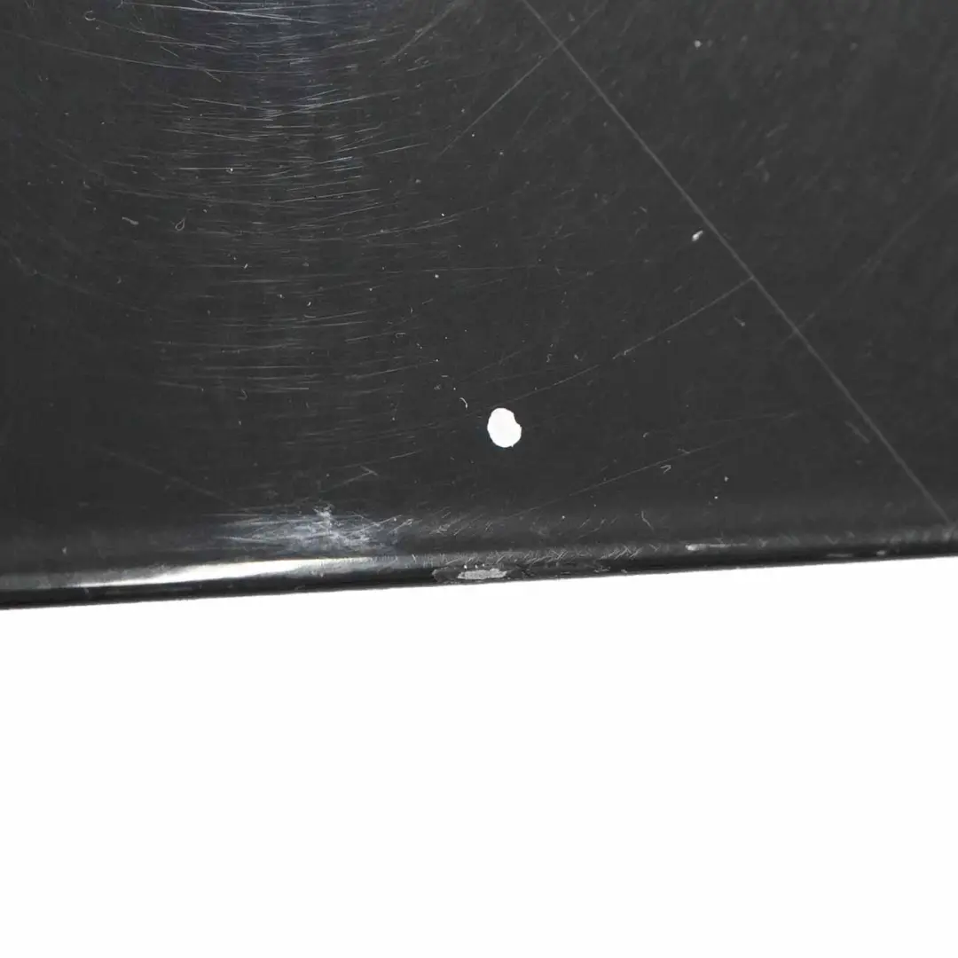 Porta Anteriore Destra Nero 2 - 668 per BMW E87 LCI con numero di parte 7191012 BMW E87 LCI Porta Anteriore Destra Nero 2 - 668 - SKU 7191012-SCH2 - Numero di parte 7191012