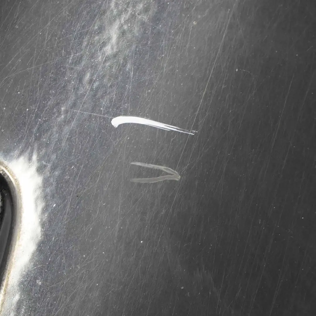 Drzwi Prawy Przód Schwarz 2 - 668 do BMW E87 o numerze 7191012 BMW E87 Drzwi Prawy Przód Schwarz 2 - 668 - SKU 7191012-SCH2 - Numer Części 7191012