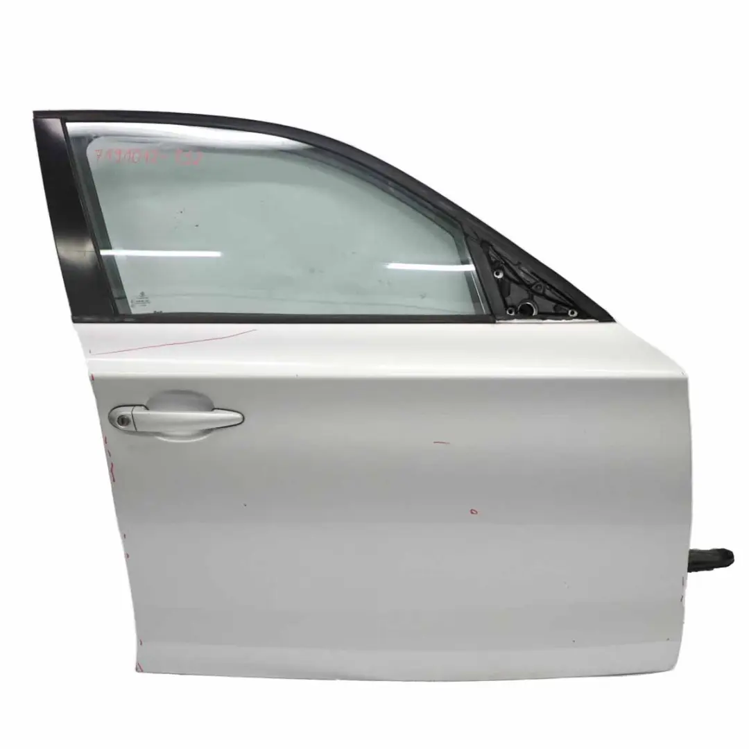 Drzwi Prawe Prawy Przód Titansilber 354 do BMW E87 o numerze 7191012 BMW E87 Drzwi Prawe Prawy Przód Titansilber 354 - SKU 7191012-TS2 - Numer Części 7191012