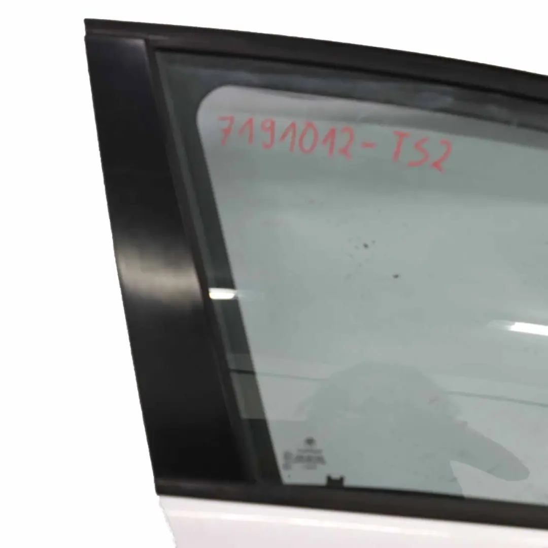 BMW E87 Puerta Delantera Derecha Titansilber Titan Silver Metallic - 354 - SKU 7191012-TS2 - Número de pieza 7191012