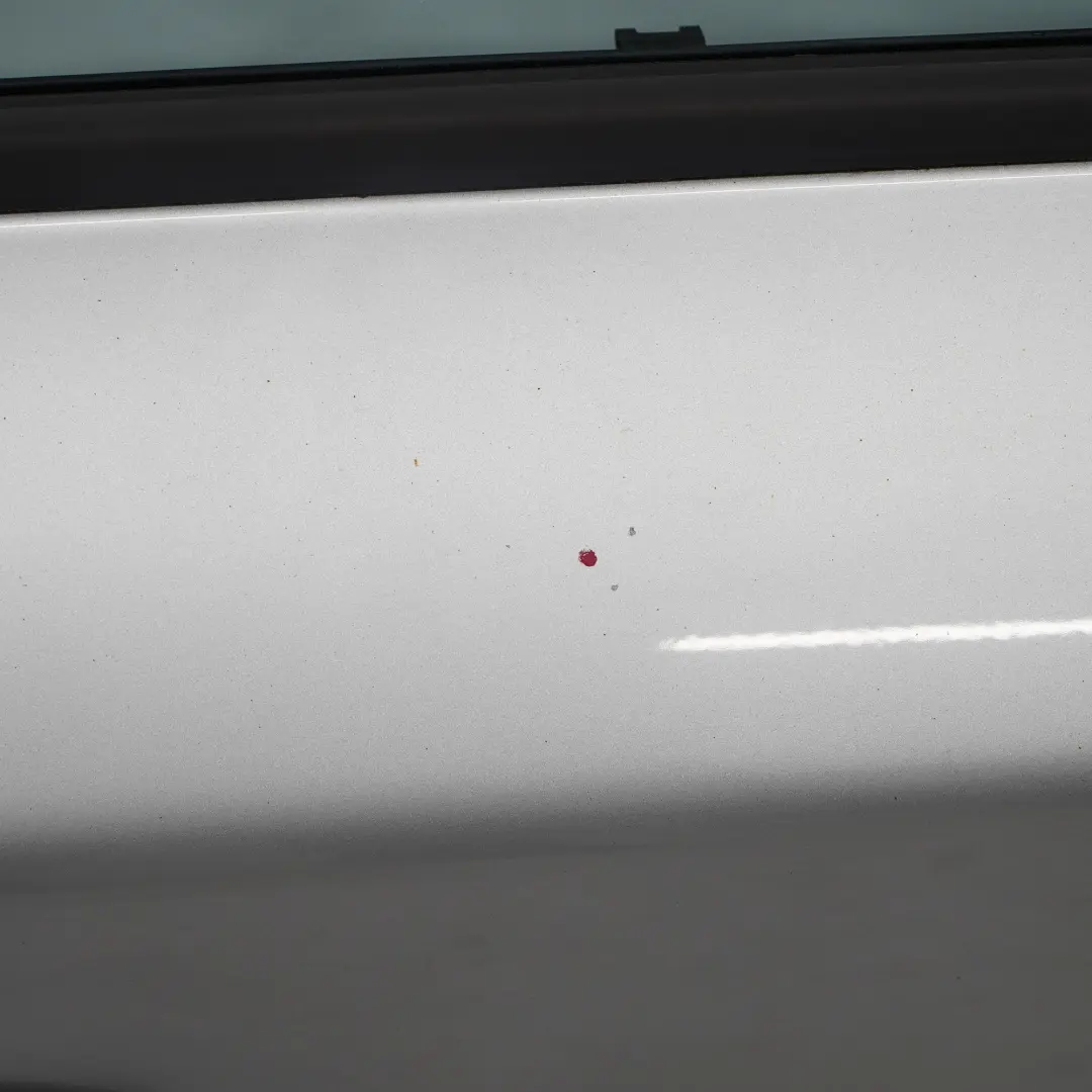 Droite Titansilber Argent - 354 pour BMW E87 Porte Avant à propos du numéro de pièce 7191012 BMW E87 Porte Avant Droite Titansilber Argent - 354 - SKU 7191012-TS3 - Numéro de pièce 7191012