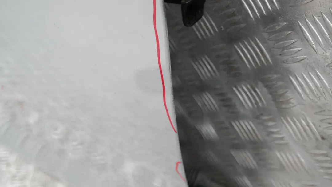 BMW 1 SERIES E87 E87N LCI Door Front Right O/S Titansilber Silber Silver Metalic - SKU 7191012 -TS5 - Part number 41517191012