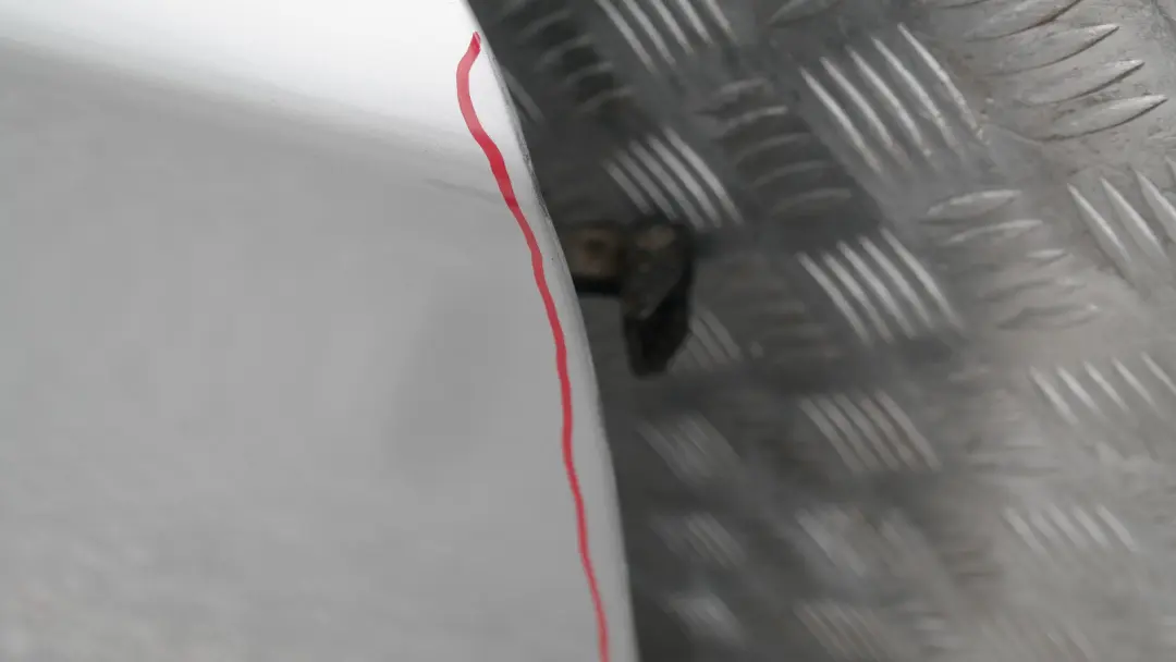 BMW 1 SERIES E87 E87N LCI Door Front Right O/S Titansilber Silber Silver Metalic - SKU 7191012 -TS5 - Part number 41517191012