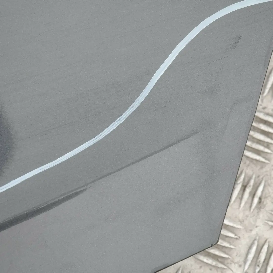 Puerta Trasera Izquierda Sparkling Graphite Metallic - A22 para BMW 14 E87 E87N con número de pieza 7191017 BMW 14 E87 E87N Puerta Trasera Izquierda Sparkling Graphite Metallic - A22 - SKU 7191017-SG14 - Número de pieza 7191017