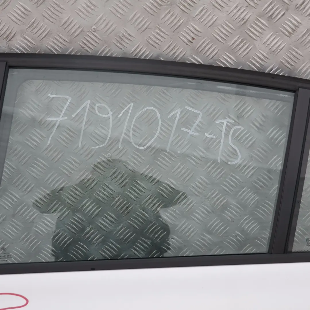 drzwi lewe tylne tył titansilber 354 do BMW E87 o numerze 7191017 BMW E87 drzwi lewe tylne tył titansilber 354 - SKU 7191017-TS - Numer Części 7191017