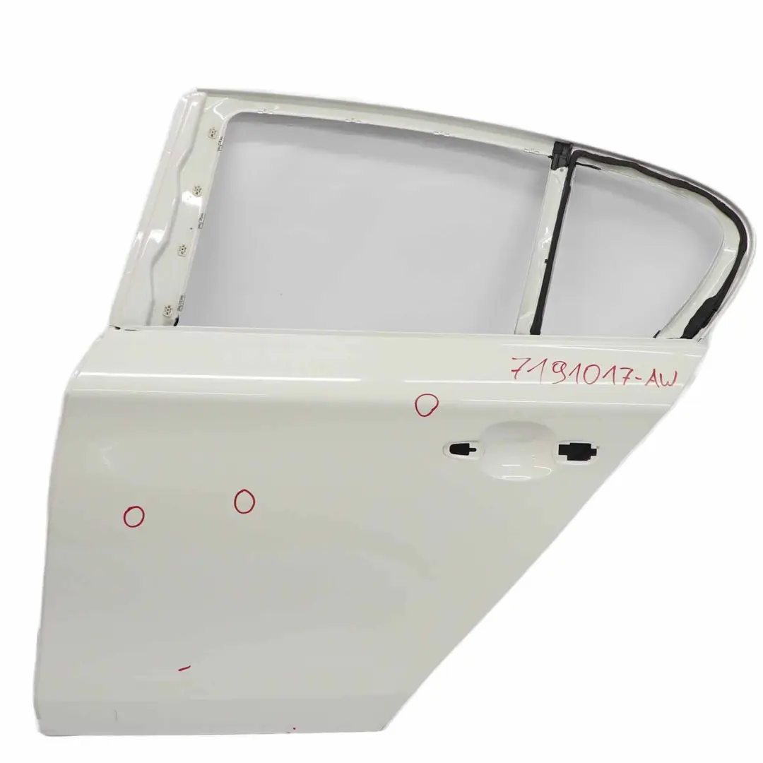 Porta posteriore sinistra Alpinweiss Alpine White 3 - 300 per BMW E87 con numero di parte 7191017 BMW E87 Porta posteriore sinistra Alpinweiss Alpine White 3 - 300 - SKU 7191017-AW - Numero di parte 7191017