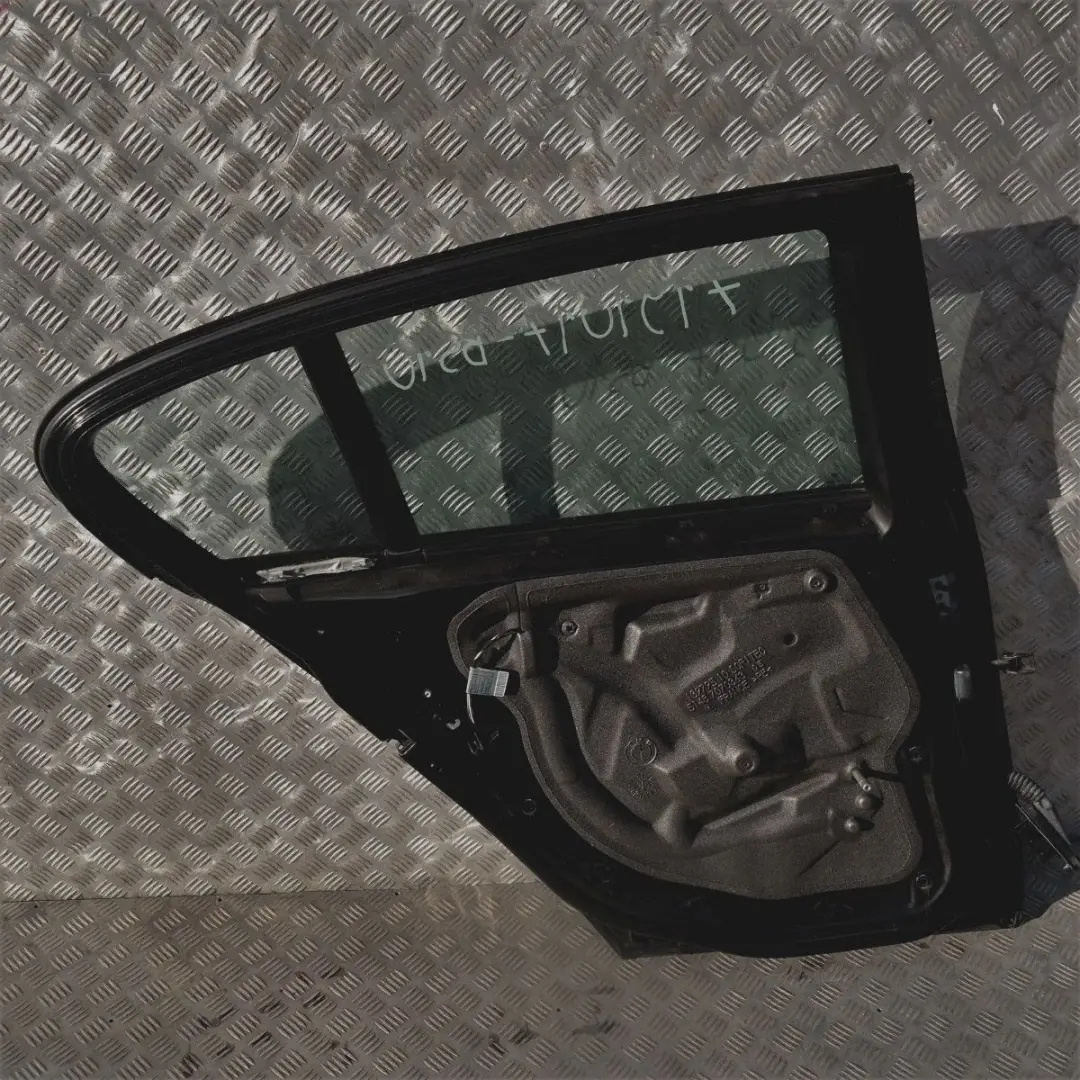 BMW 1 er E87 LCI Fahrerseite Tür hinten links Black Sapphire Metallic 475 - SKU 7191017-BS10 - Teilenummer 7191017