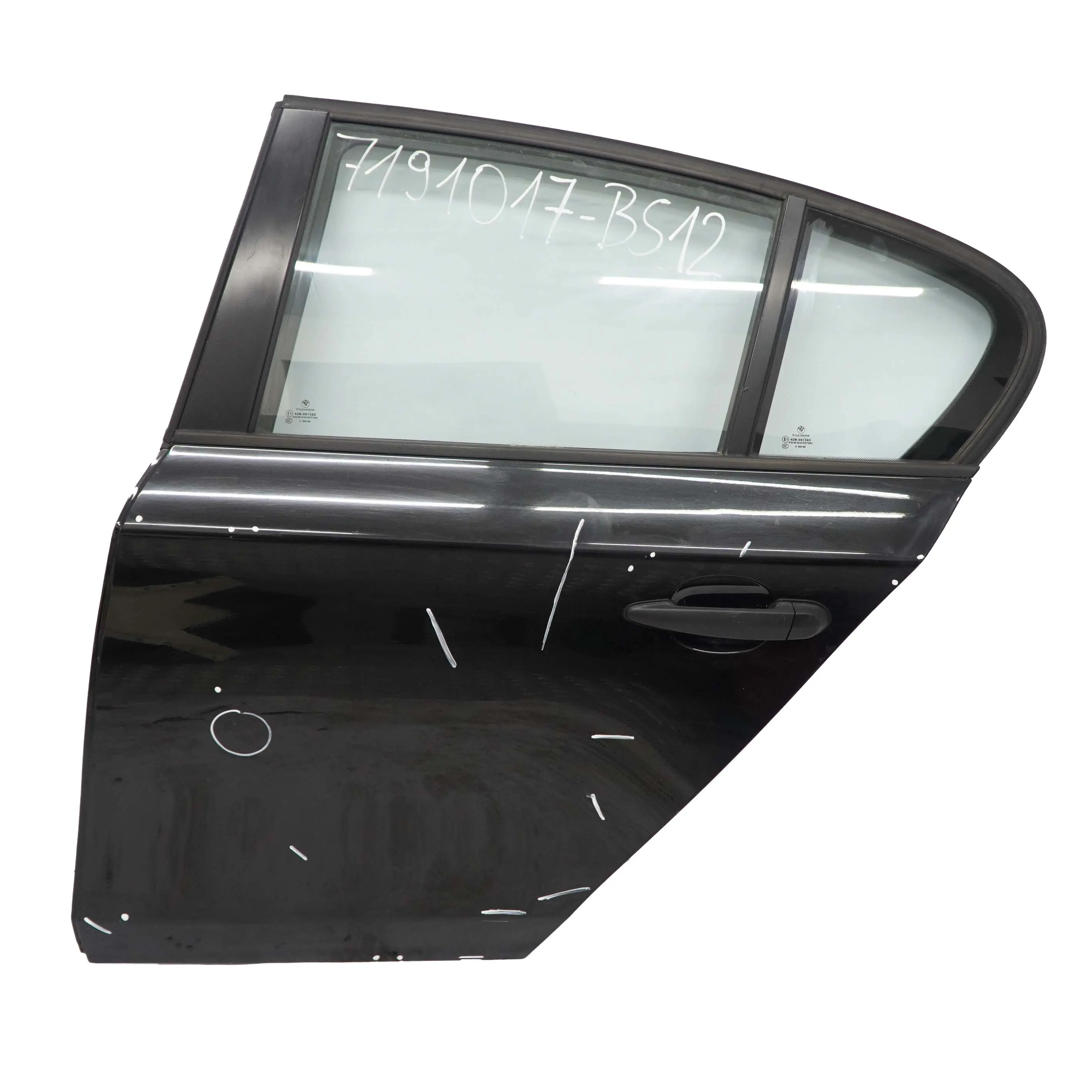 BMW E87 LCI Cote Conducteur Porte Arriere Gauche Noir Sapphire Metallique