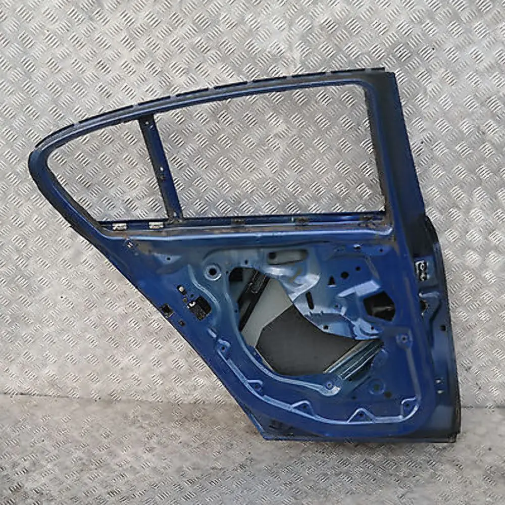 Fahrerseite Tür hinten links Montegoblau Blau Metallic A51 für BMW 1 er E87 LCI mit Teilenummer 41527191017 BMW 1 er E87 LCI Fahrerseite Tür hinten links Montegoblau Blau Metallic A51 - SKU 7191017-MTB2 - Teilenummer 41527191017