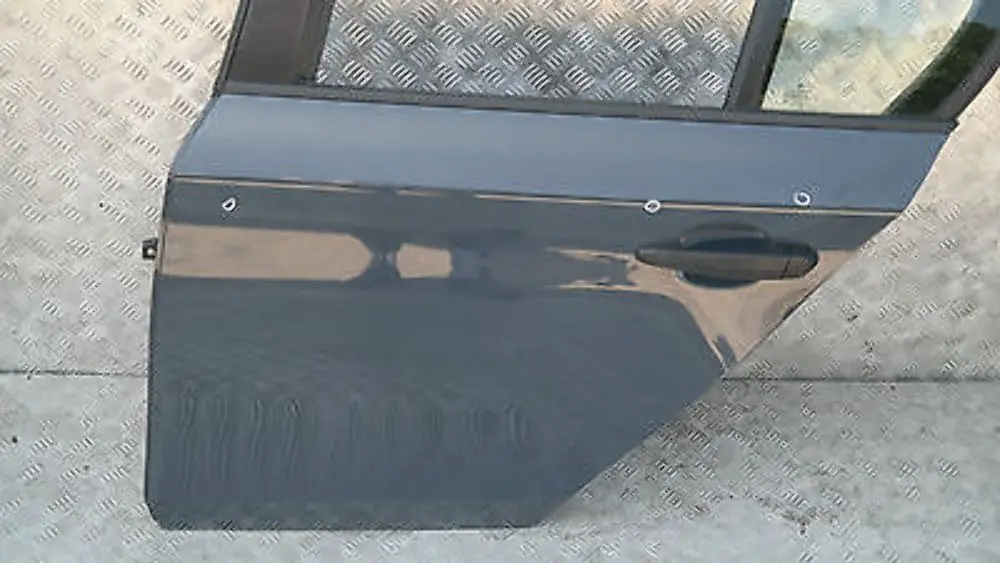 Fahrerseite Tür hinten links Nautikblau Blau A21 für BMW 1 er E87 E87 LCI mit Teilenummer 41527191017 BMW 1 er E87 E87 LCI Fahrerseite Tür hinten links Nautikblau Blau A21 - SKU 7191017-NB - Teilenummer 41527191017