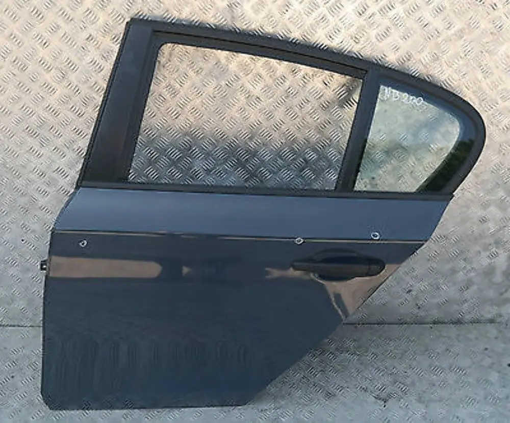 Cote Conducteur Porte Arriere Gauche Bleu Nautique Bleu A21 pour BMW E87 LCI à propos du numéro de pièce 41527191017 BMW E87 LCI Cote Conducteur Porte Arriere Gauche Bleu Nautique Bleu A21 - SKU 7191017-NB - Numéro de pièce 41527191017