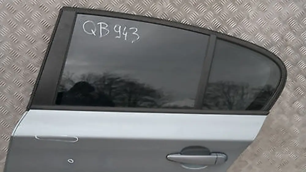 BMW 1 SERIES 4 E87 E87N Door rear left N/S Quarzblau Blau Blue Metallic - A18 - SKU 7191017-QB4 - Part number 41527191017