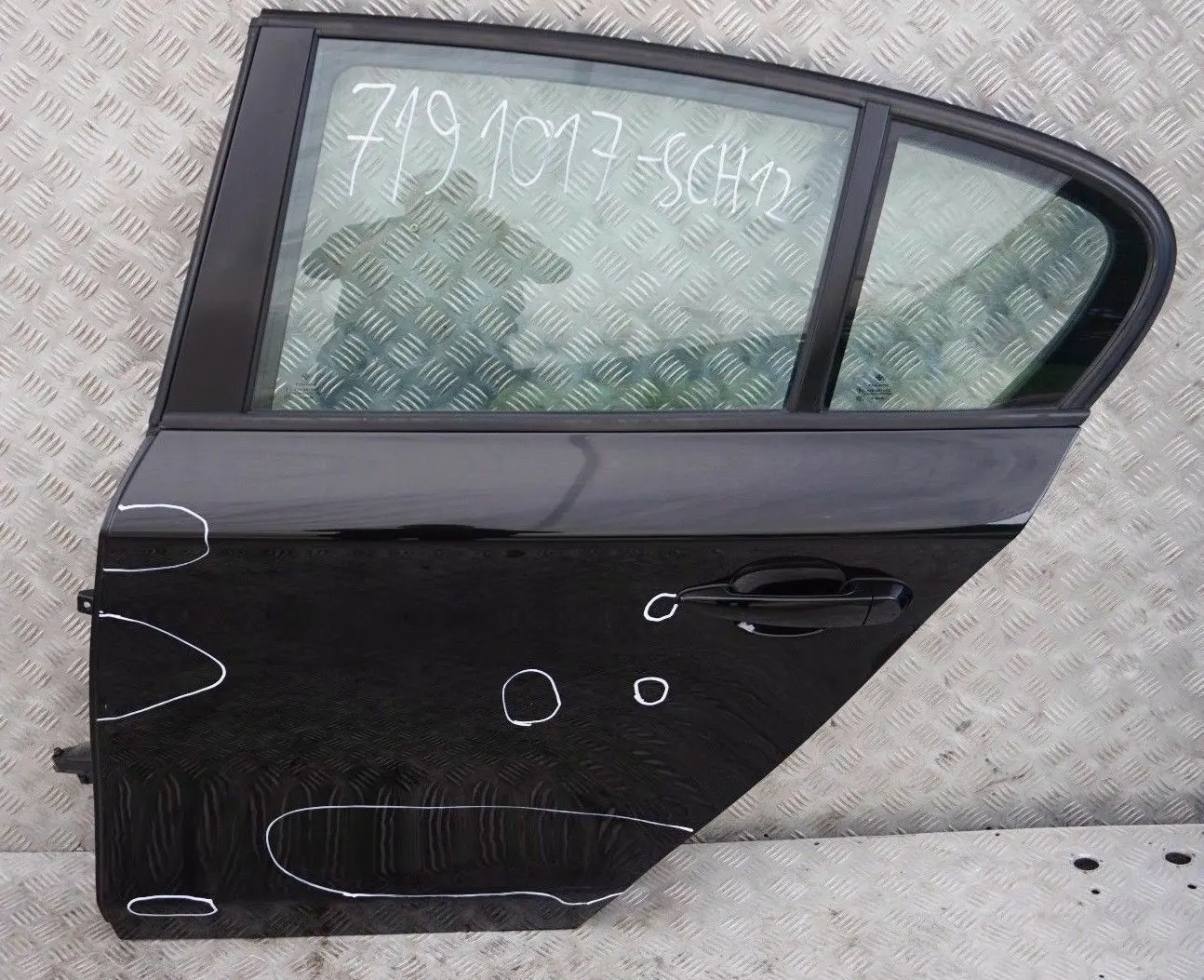 BMW E87 Porta posteriore sinistra Schwarz 2 Nero - 668