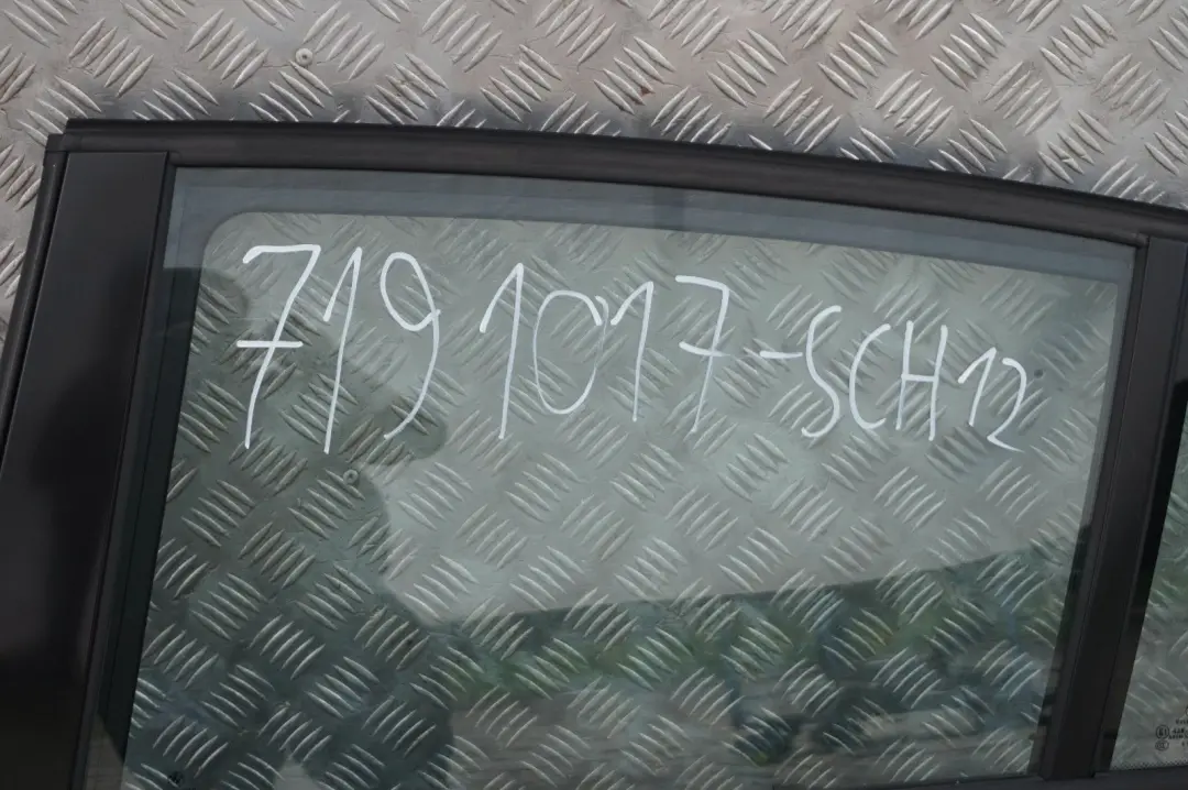 BMW E87 drzwi lewe tylne lewy tył schwarz II 668 - SKU 7191017-SCH12 - Numer Części 7191017