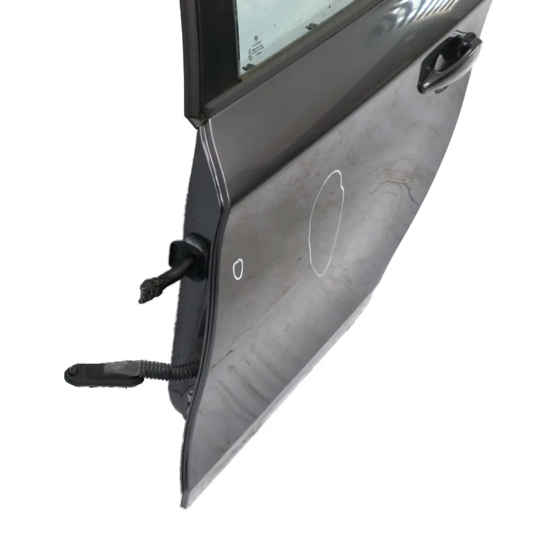 Puerta Trasera Izquierda Sparkling Graphite Metallic - A22 para BMW E87 con número de pieza 7191017 BMW E87 Puerta Trasera Izquierda Sparkling Graphite Metallic - A22 - SKU 7191017-SG4 - Número de pieza 7191017