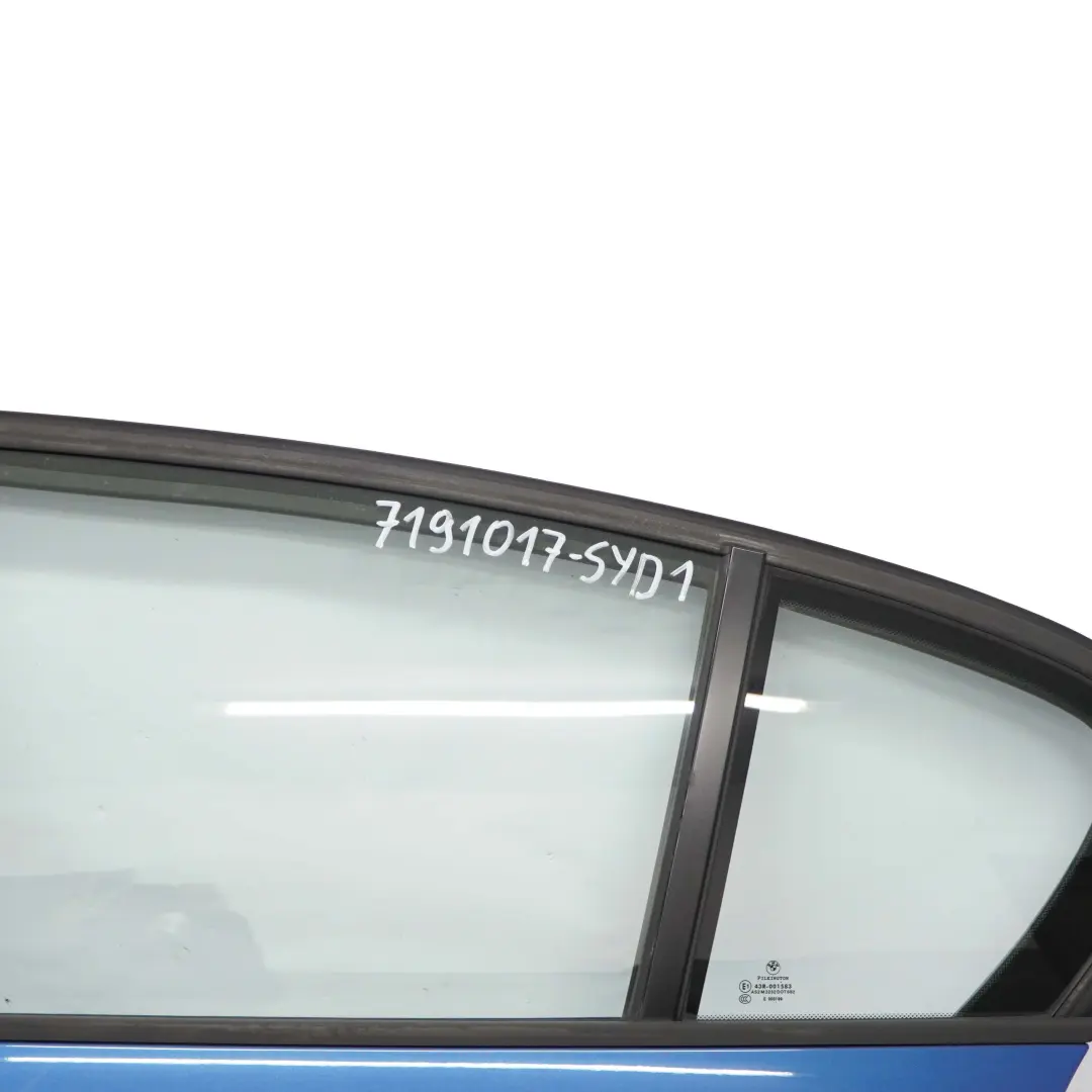 Puerta Trasera Izquierda Sydney Azul Blau Metalizado - A19 para BMW E87 con número de pieza 7191017 BMW E87 Puerta Trasera Izquierda Sydney Azul Blau Metalizado - A19 - SKU 7191017-SYD1 - Número de pieza 7191017