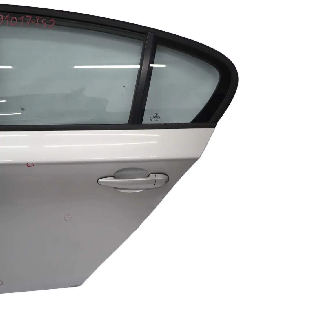 Tür hinten links Titansilber Silber Metallic - 354 für BMW E87 LCI mit Teilenummer 7191017 BMW E87 LCI Tür hinten links Titansilber Silber Metallic - 354 - SKU 7191017-TS2 - Teilenummer 7191017