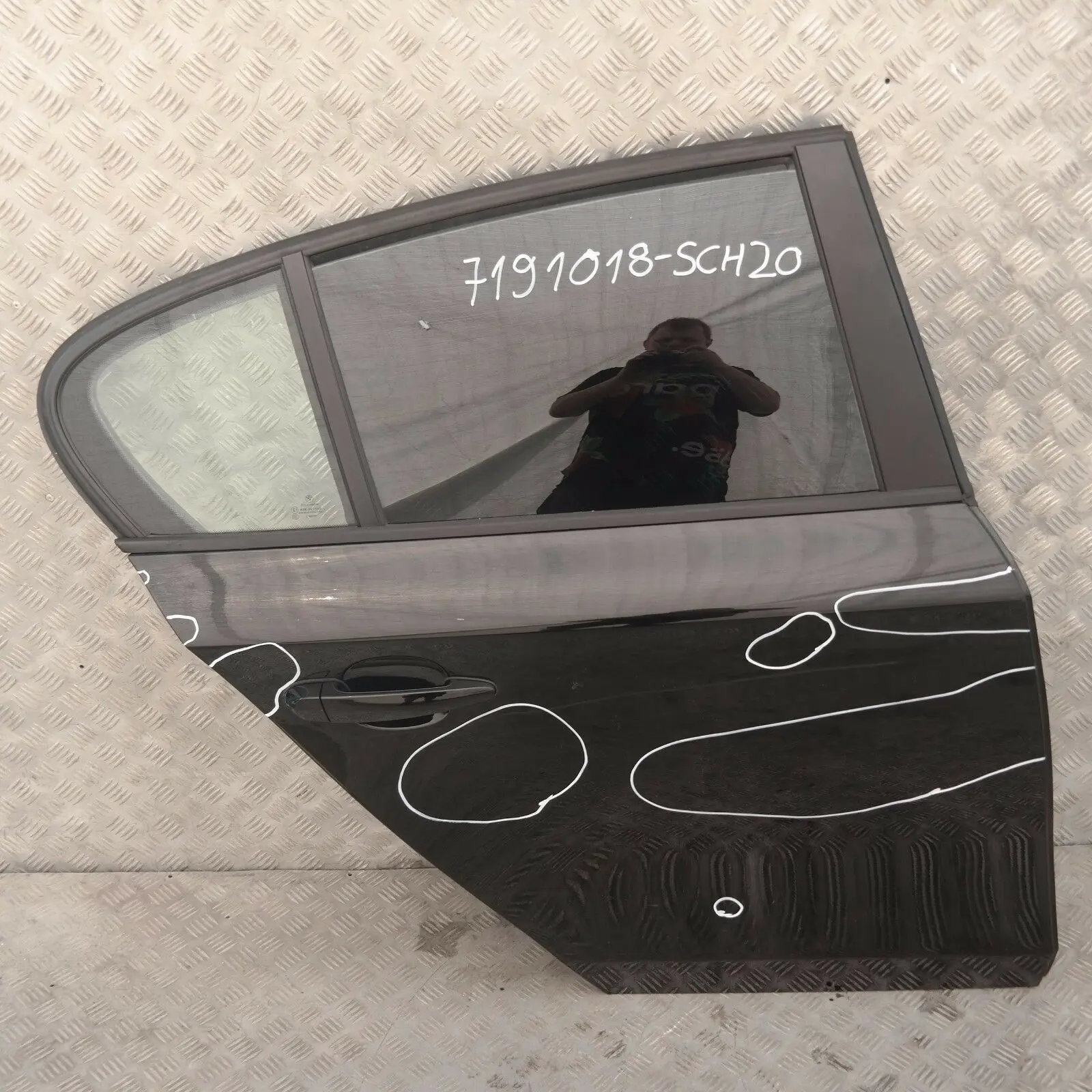 BMW 20 E87 LCI Porte Arriere Droite Noir 2