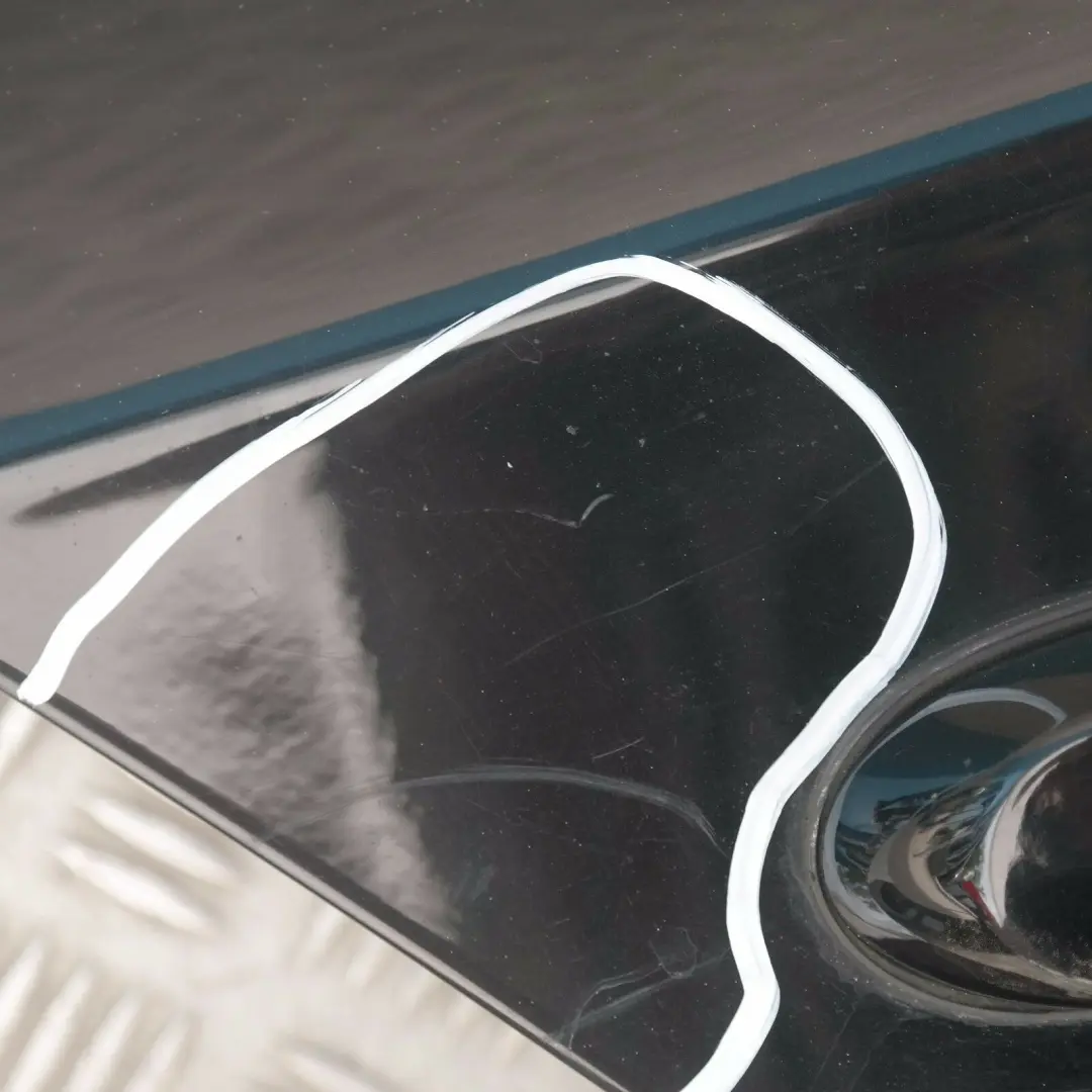 Porta posteriore destra Schwarz 2 Nero II - 668 per BMW E87 con numero di parte 7191018 BMW E87 Porta posteriore destra Schwarz 2 Nero II - 668 - SKU 7191018-SCH20 - Numero di parte 7191018