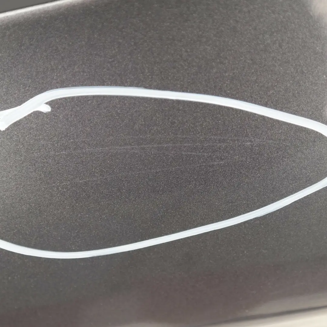 Puerta trasera derecha Sparkling Graphite Metallic - A22 para BMW E87 E87N con número de pieza 7191018 BMW E87 E87N Puerta trasera derecha Sparkling Graphite Metallic - A22 - SKU 7191018-SG1 - Número de pieza 7191018