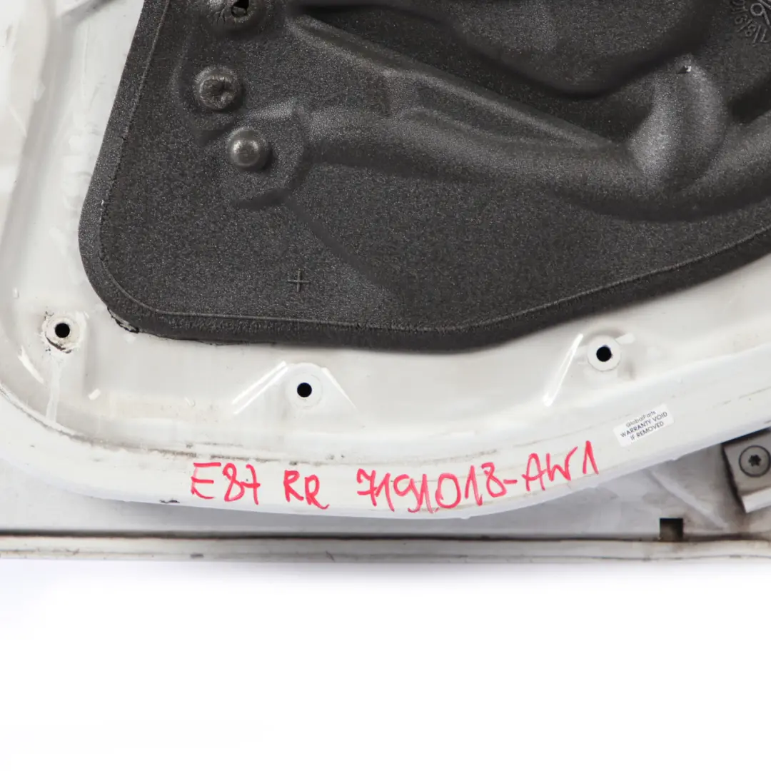 Right Door O/S Alpinweiss 3 Alpine White - 300 to BMW 1 E87 Rear with Part number 7191018 BMW 1 E87 Rear Right Door O/S Alpinweiss 3 Alpine White - 300 - SKU 7191018-AW1 - Part number 7191018