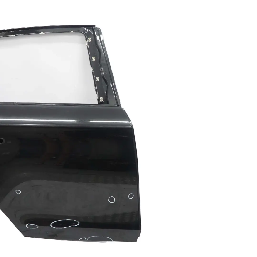 Porta Posteriore Destra Black Sapphire Metallic - 475 per BMW E87 con numero di parte 7191018 BMW E87 Porta Posteriore Destra Black Sapphire Metallic - 475 - SKU 7191018-BS1 - Numero di parte 7191018