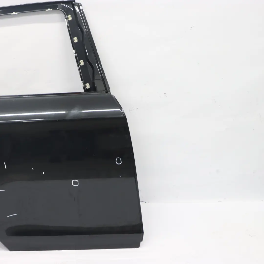 Puerta Trasera Derecha Zafiro Negro Metalizado - 475 para BMW E87 con número de pieza 7191018 BMW E87 Puerta Trasera Derecha Zafiro Negro Metalizado - 475 - SKU 7191018-BS - Número de pieza 7191018