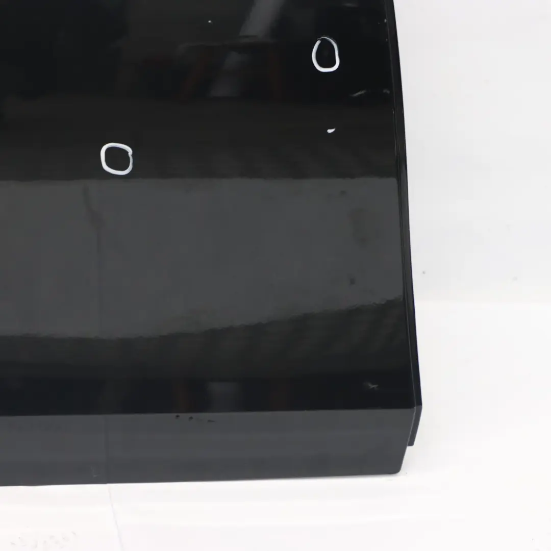 Tür Hinten Rechts Black Sapphire Schwarz Metallic - 475 für BMW E87 mit Teilenummer 7191018 BMW E87 Tür Hinten Rechts Black Sapphire Schwarz Metallic - 475 - SKU 7191018-BS - Teilenummer 7191018