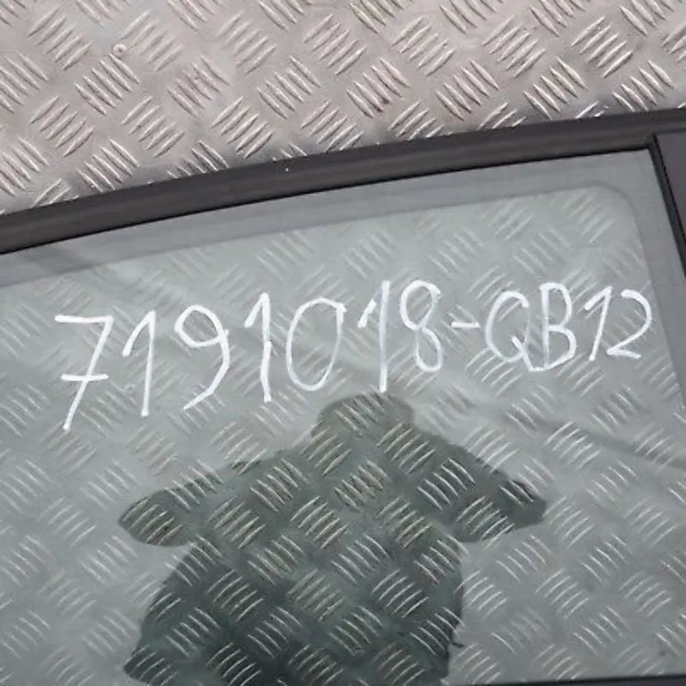 BMW 1 SERIES 12 E87 E87N Door rear right O/S Quarzblau Blau Blue Metallic A18 - SKU 7191018-QB12 - Part number 7191018