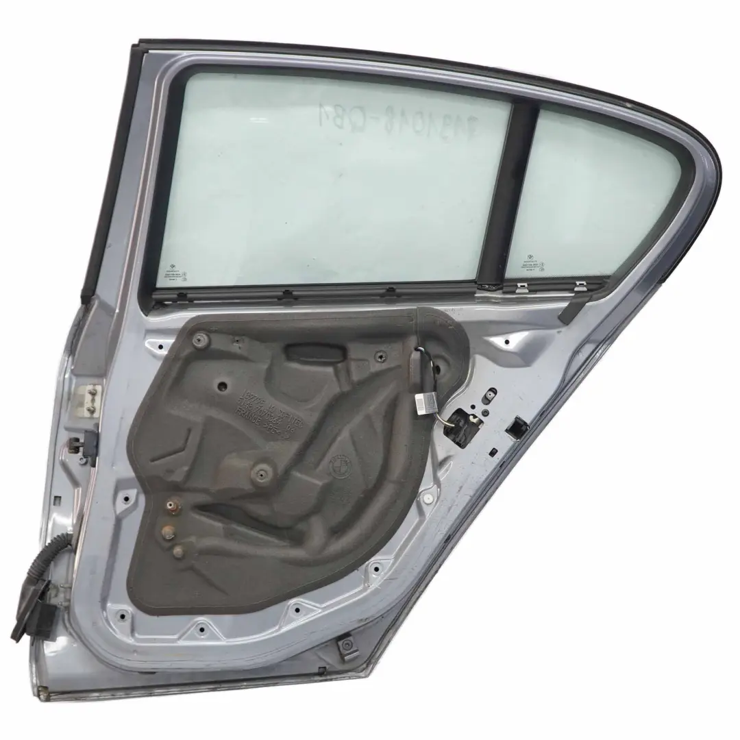 Drzwi Prawe Tylne Quarzblau - A18 do BMW E87 o numerze 7191018 BMW E87 Drzwi Prawe Tylne Quarzblau - A18 - SKU 7191018-QB1 - Numer Części 7191018